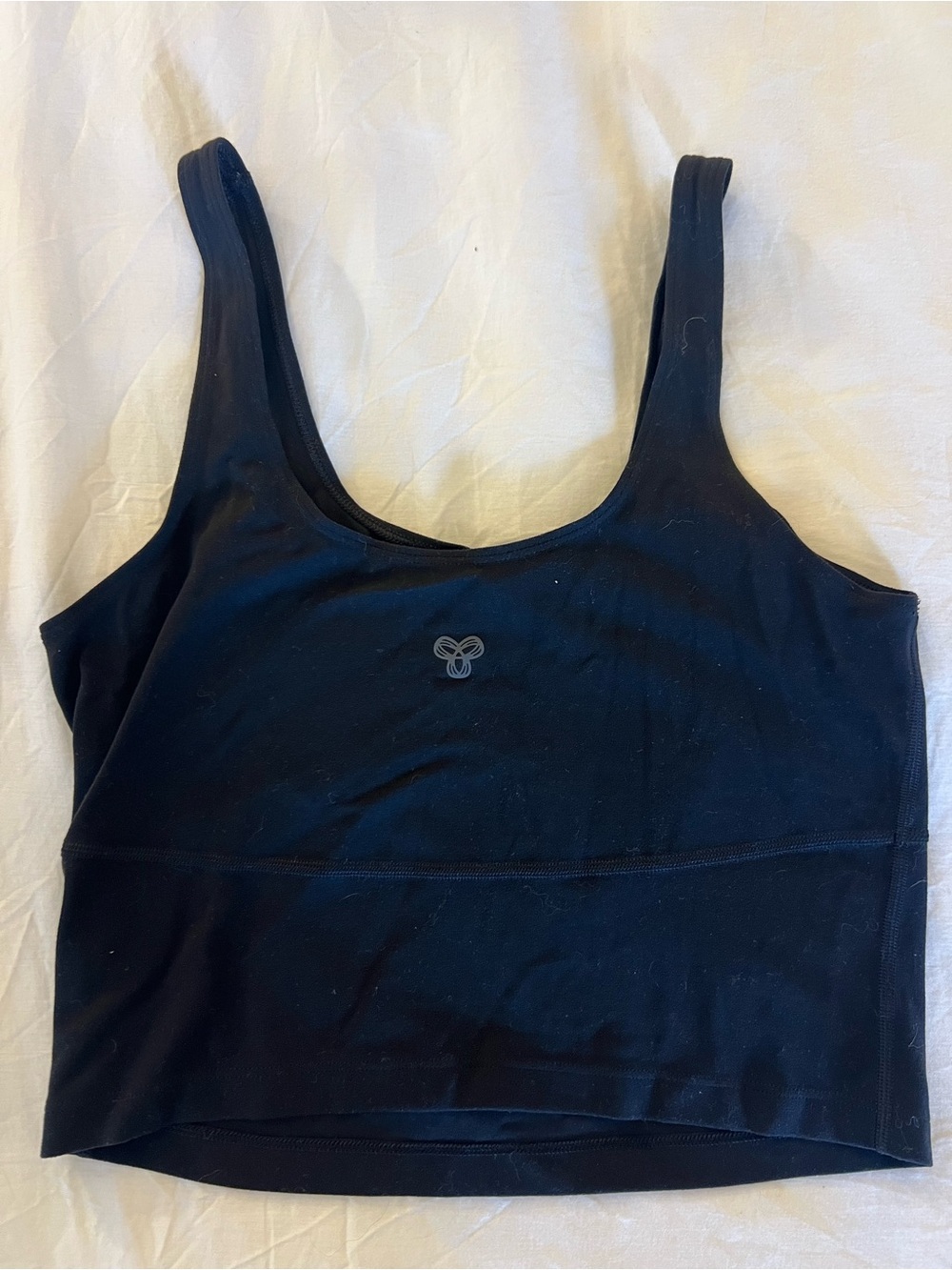 Aritzia TNAction workout tank top